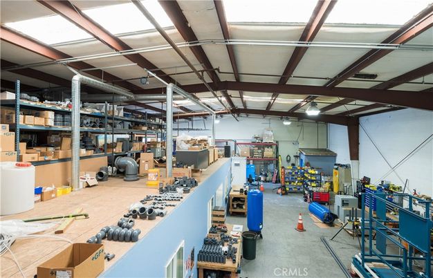 Garage, Interior