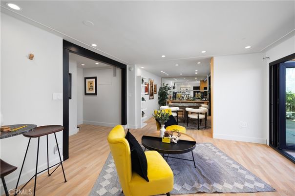 Interior, Recessed Lighting, Wood Texture Flooring