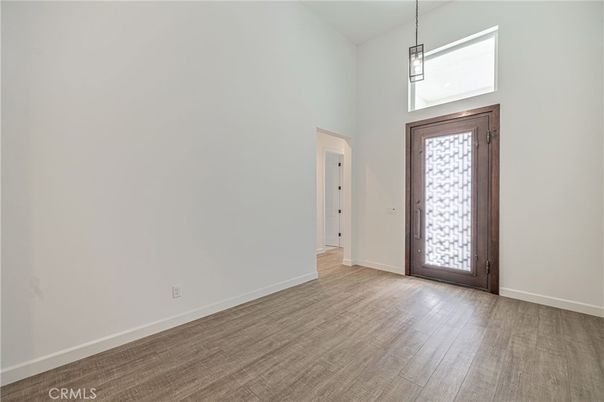 Empty room, Interior, Pendant Lights, Wood Texture Flooring