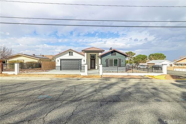 Detached Garage, Exterior, Facade, Solar Panels, Mediterranean