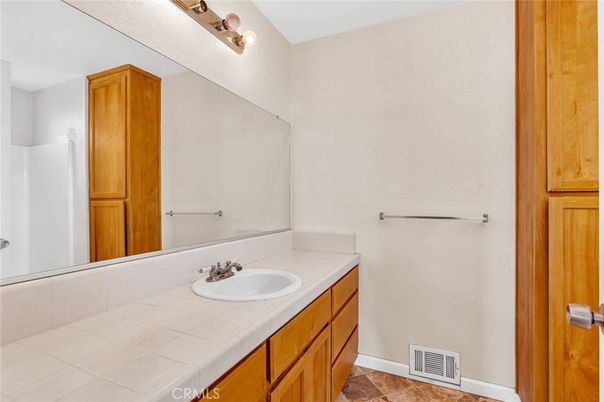 Bathroom, Interior, Tile Countertops