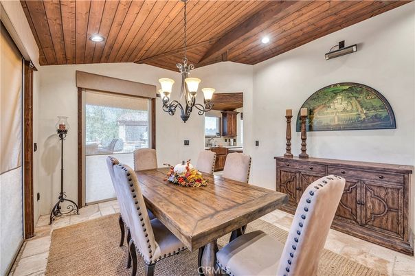 Chandelier, Dining room, Interior, Recessed Lighting, Wooden Ceilings