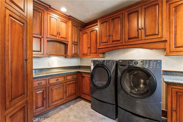 Interior, Recessed Lighting, Washer