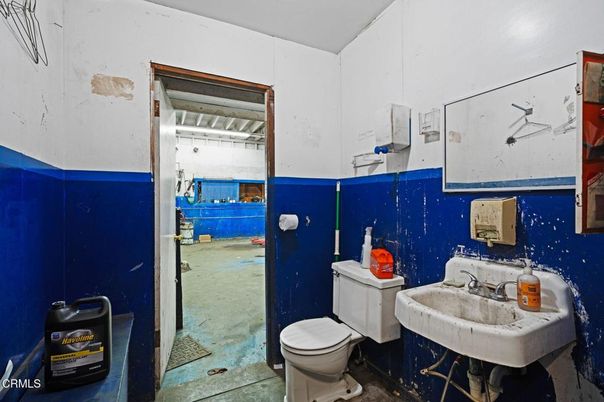 Bathroom, Interior