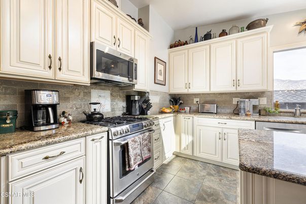 Interior, Kitchen, Stainless Steel Appliances