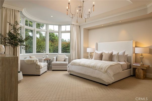 Bedroom, Chandelier, Interior, Recessed Lighting