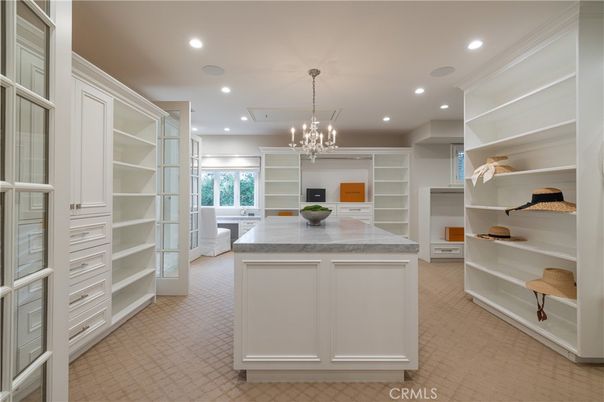 Chandelier, Interior, Recessed Lighting, Walk-in Closets