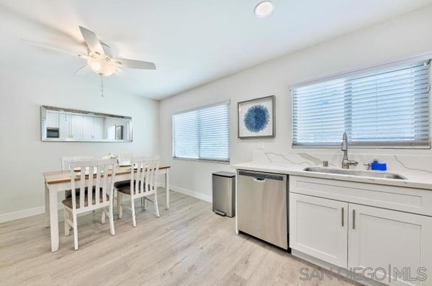 Dining room, Interior, Kitchen, Recessed Lighting, Wood Texture Flooring