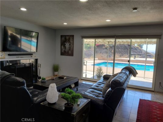 Fireplace, Interior, Living room, Recessed Lighting