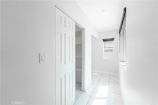 Interior, Marble, Recessed Lighting