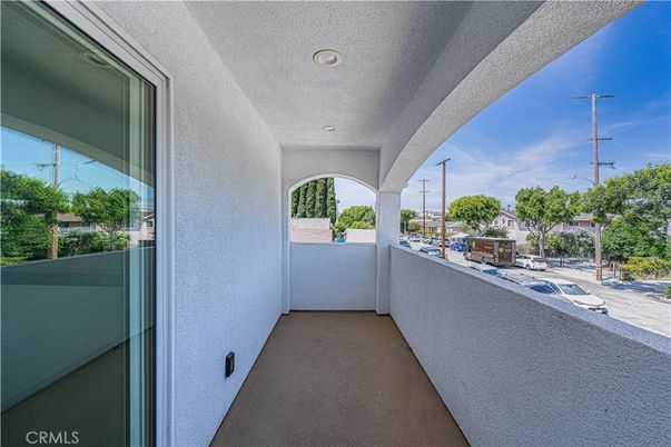 Exterior, Recessed Lighting