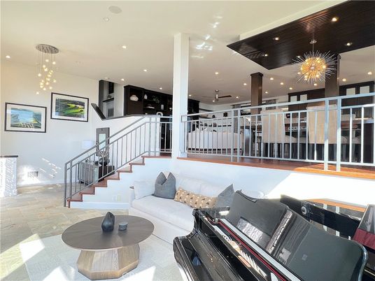 Interior, Pendant Lights, Piano, Recessed Lighting
