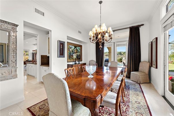 Chandelier, Dining room, Interior