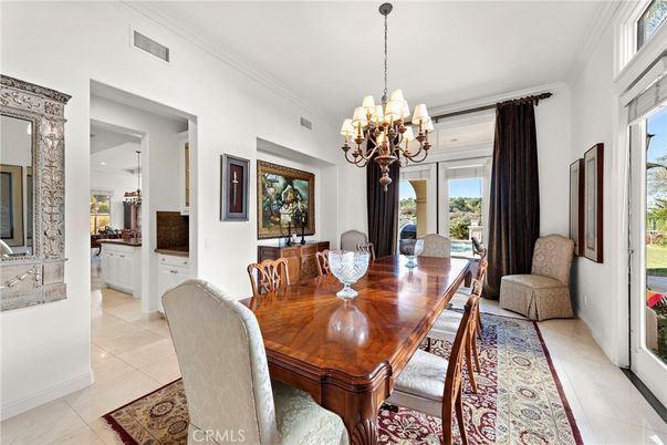 Chandelier, Dining room, Interior