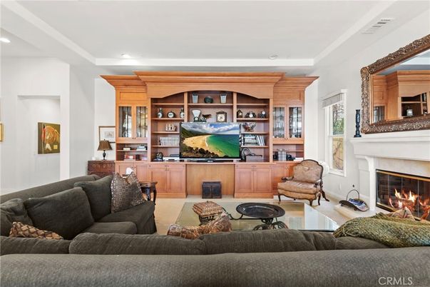 Fireplace, Interior, Living room, Recessed Lighting