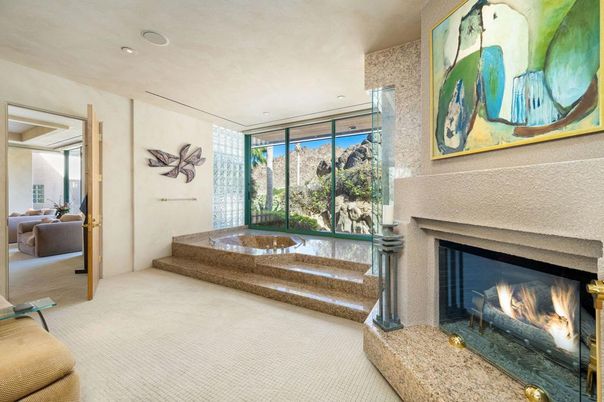 Fireplace, Interior, Living room, Recessed Lighting