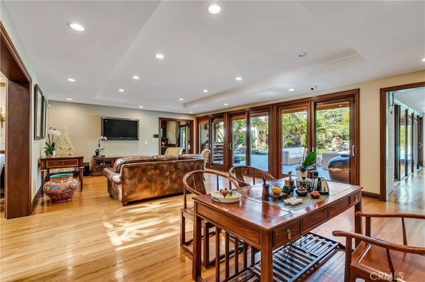Dining room, Interior, Living room, Recessed Lighting, Water, Wood Texture Flooring