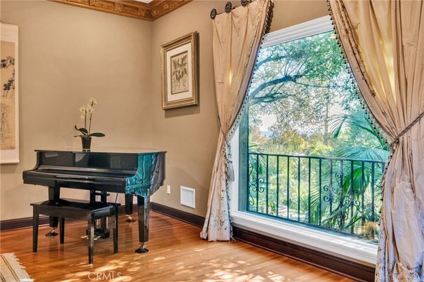 Interior, Piano, Wood Texture Flooring