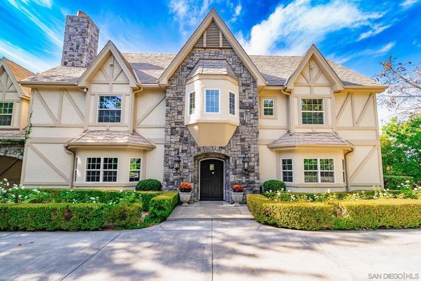 Exterior, Facade, Tudor Revival