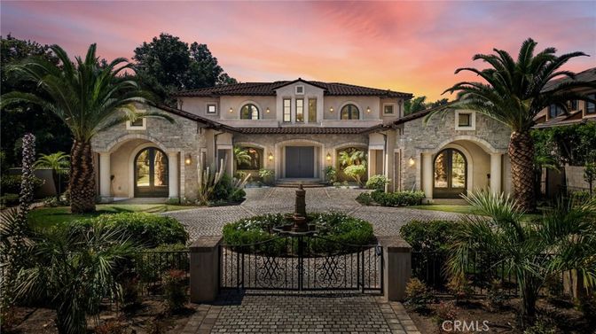 Backyard, Exterior, Facade, Mediterranean