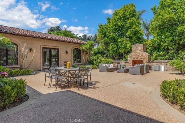 Backyard, Exterior, Fireplace