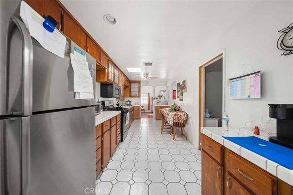 Dining room, Interior, Kitchen, Recessed Lighting, Tile Countertops