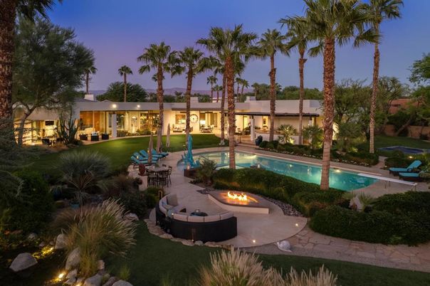 Backyard, Exterior, Pool