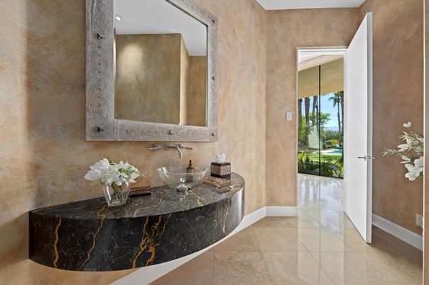 Bathroom, Interior, Recessed Lighting