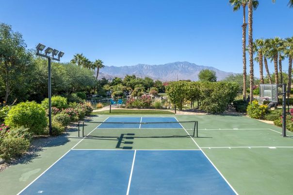 Exterior, Tennis Courts