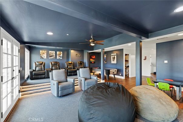 Game Room, Interior, Living room, Recessed Lighting