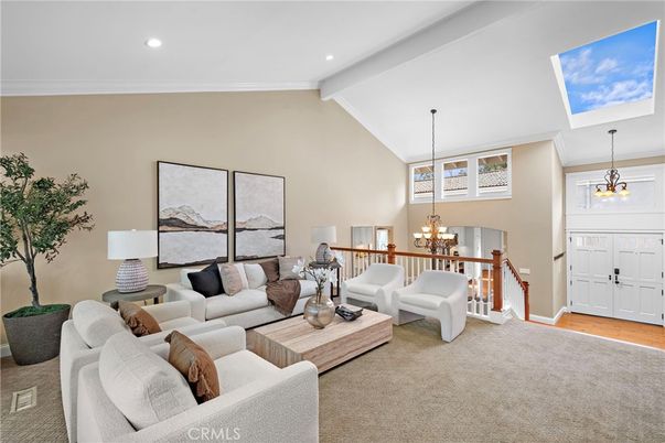 Chandelier, Dining room, Interior, Living room, Pendant Lights, Recessed Lighting, Wood Texture Flooring