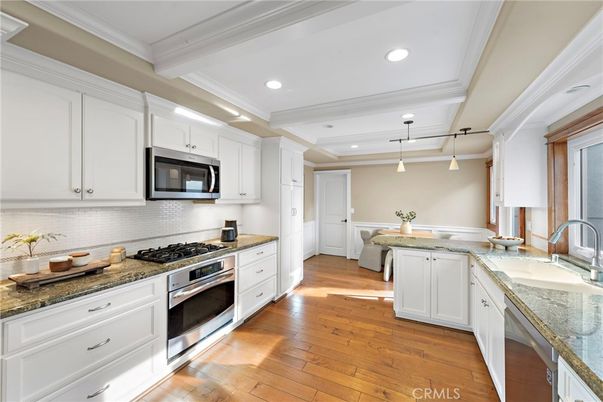 Interior, Kitchen, Pendant Lights, Recessed Lighting, Stainless Steel Appliances, Wood Texture Flooring