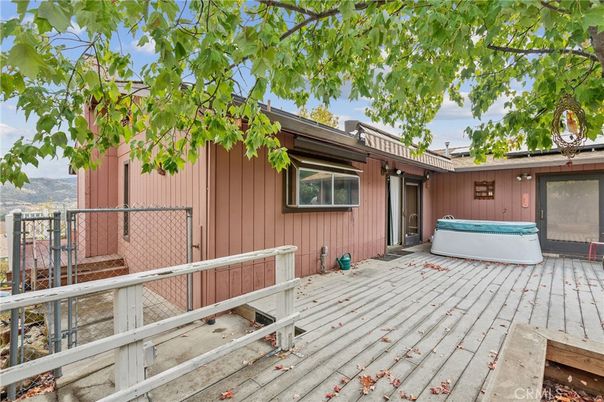 Exterior, Hot Tub