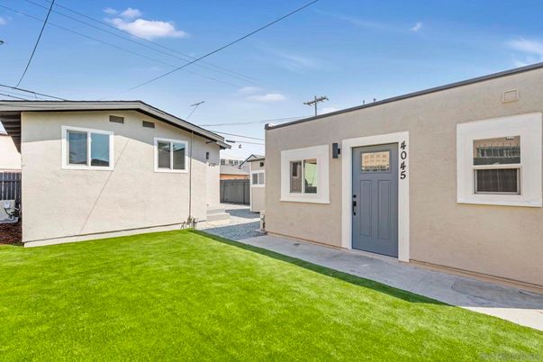 Backyard, Exterior