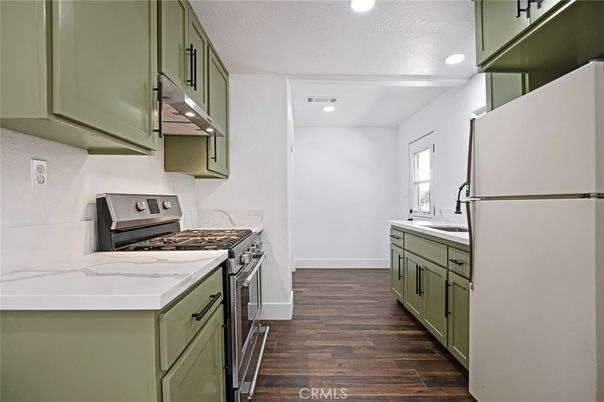Interior, Kitchen, Recessed Lighting, Wood Texture Flooring