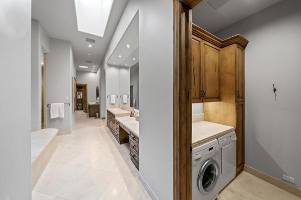 Interior, Recessed Lighting, Washer