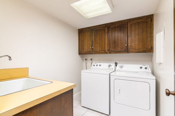Interior, Utility Closets, Washer