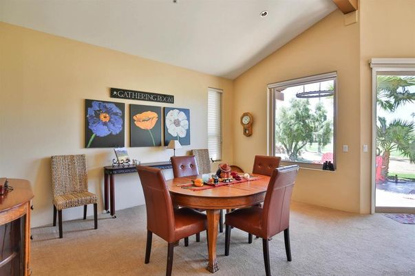 Dining room, Interior, Recessed Lighting