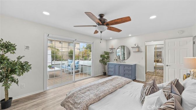 Bedroom, Interior, Recessed Lighting, Wood Texture Flooring