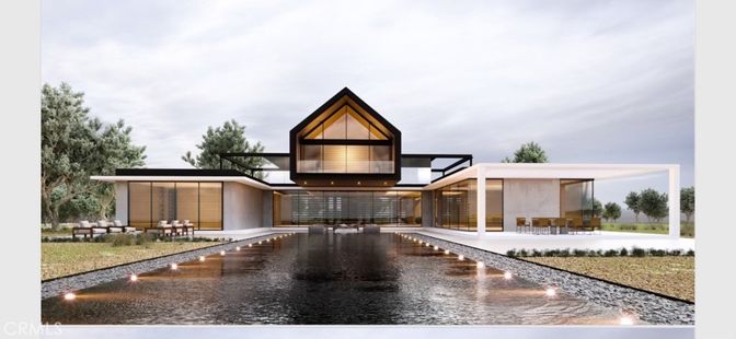 Backyard, Exterior, Facade, Pool, Modern