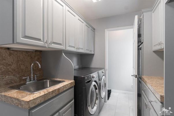 Interior, Washer