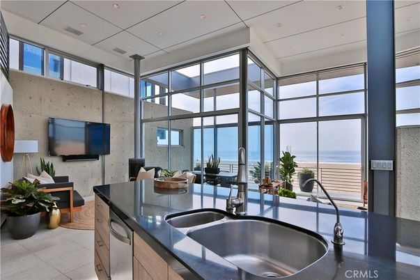 Interior, Kitchen, Recessed Lighting, Water