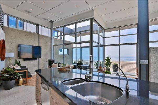 Interior, Kitchen, Recessed Lighting, Water