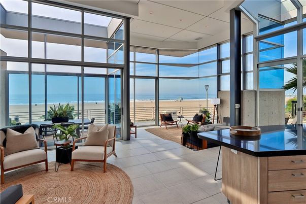 Interior, Living room, Sun Room, Water