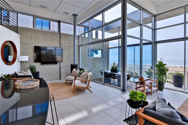 Interior, Living room, Sun Room, Water