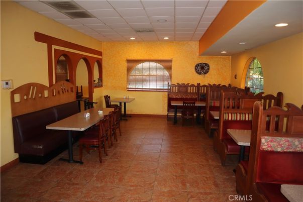 Dining room, Interior, Recessed Lighting