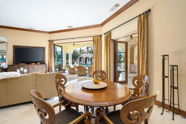 Dining room, Interior, Living room, Recessed Lighting
