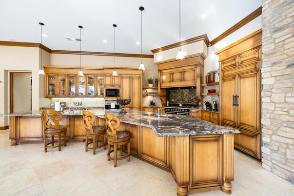 Interior, Kitchen, Pendant Lights, Recessed Lighting, Stainless Steel Appliances