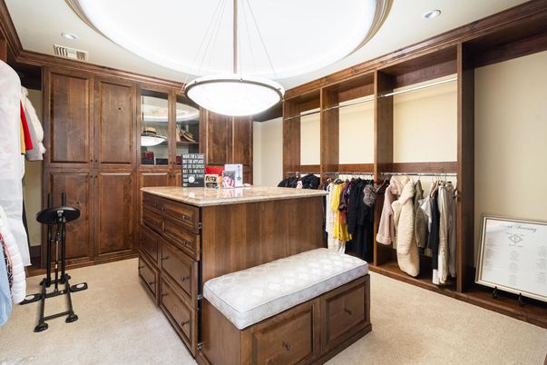 Interior, Pendant Lights, Recessed Lighting, Walk-in Closets