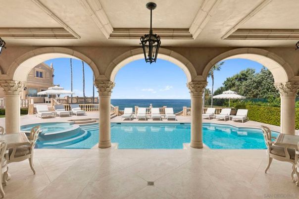Exterior, Pool, Water